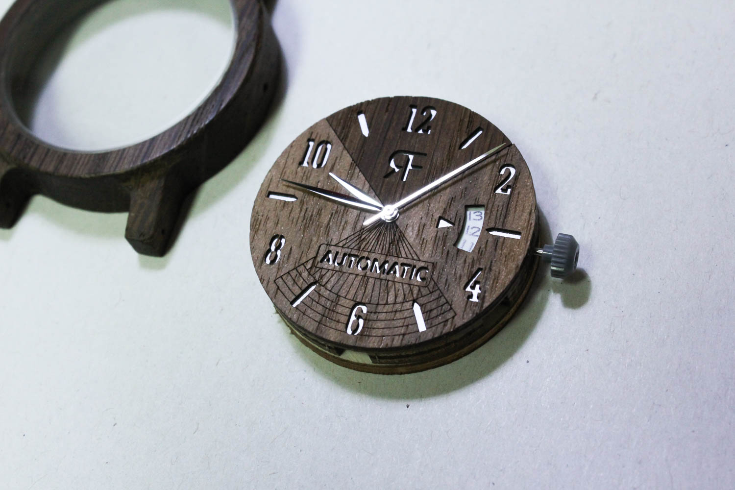 Jak dbamy o jakość drewnianych zegarków?